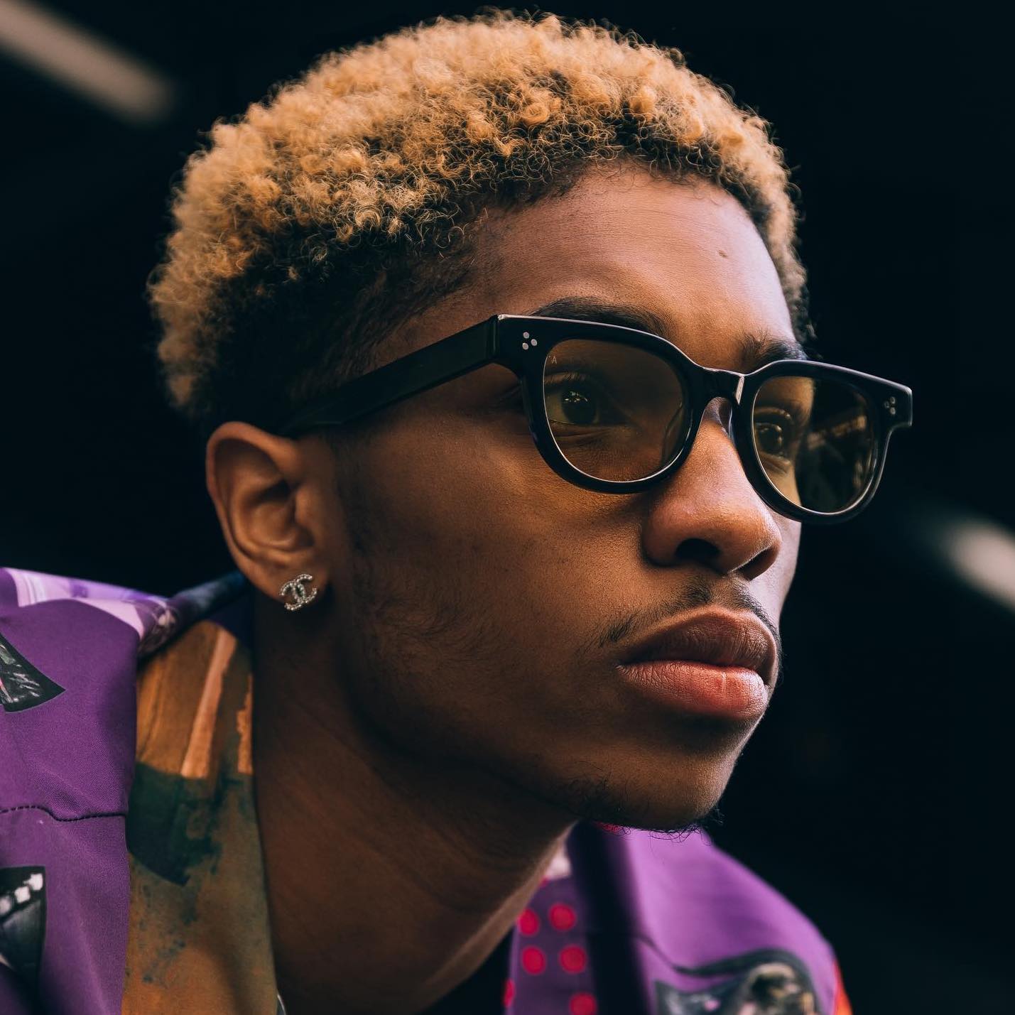 AKILA: A Modern Eyewear Concept