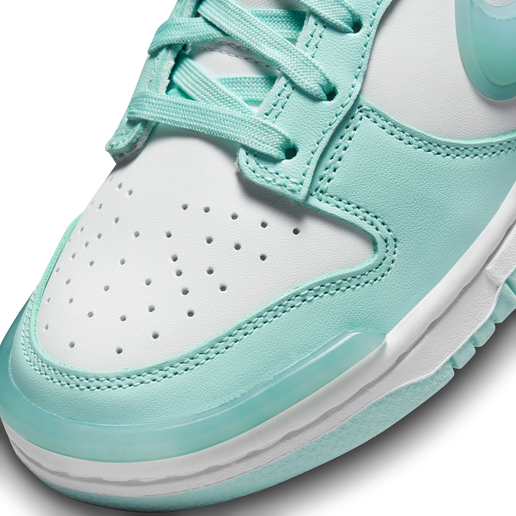WMNS Nike Dunk Low Twist "Jade Ice"