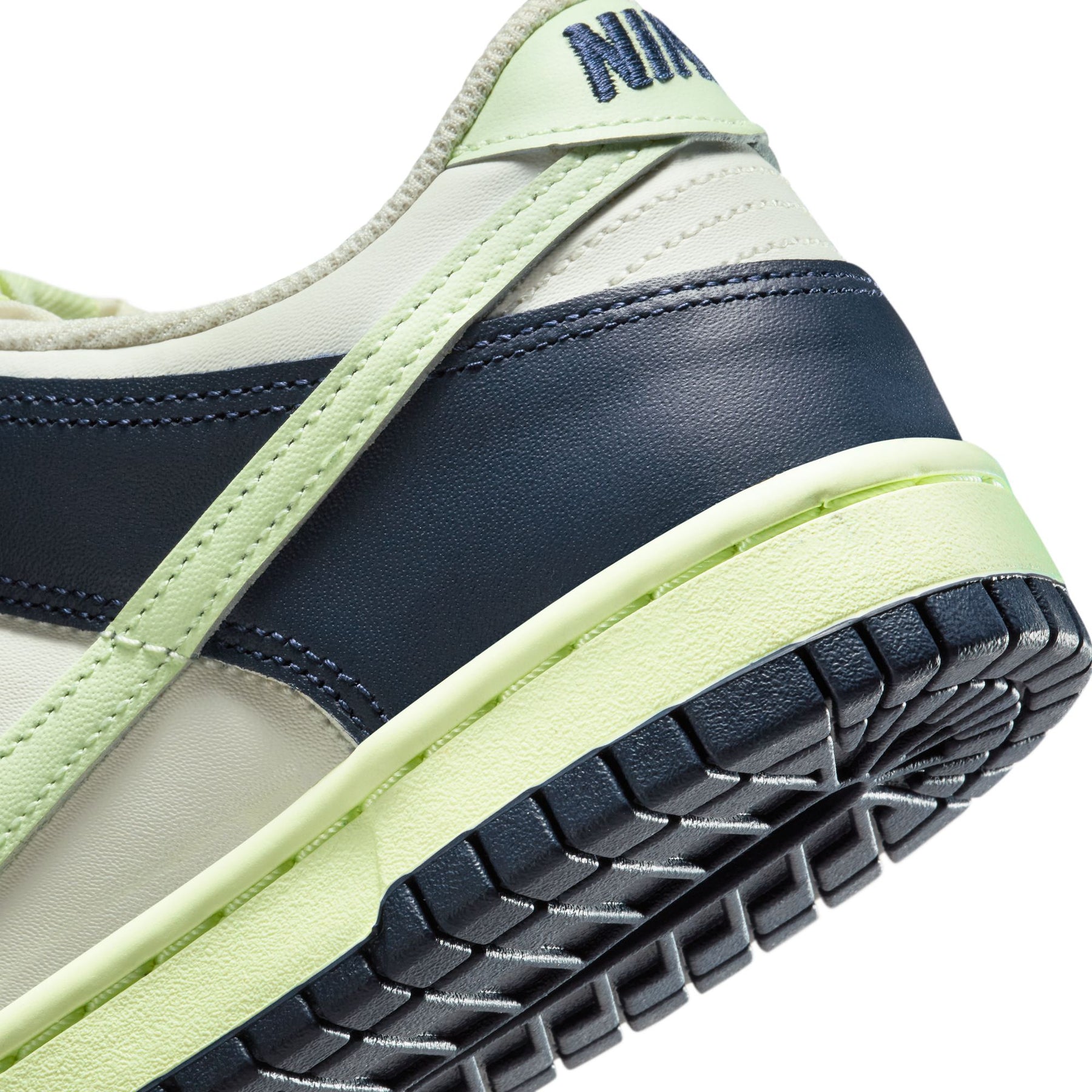 Nike Dunk Low "Volt Tint" Grade School - Kids