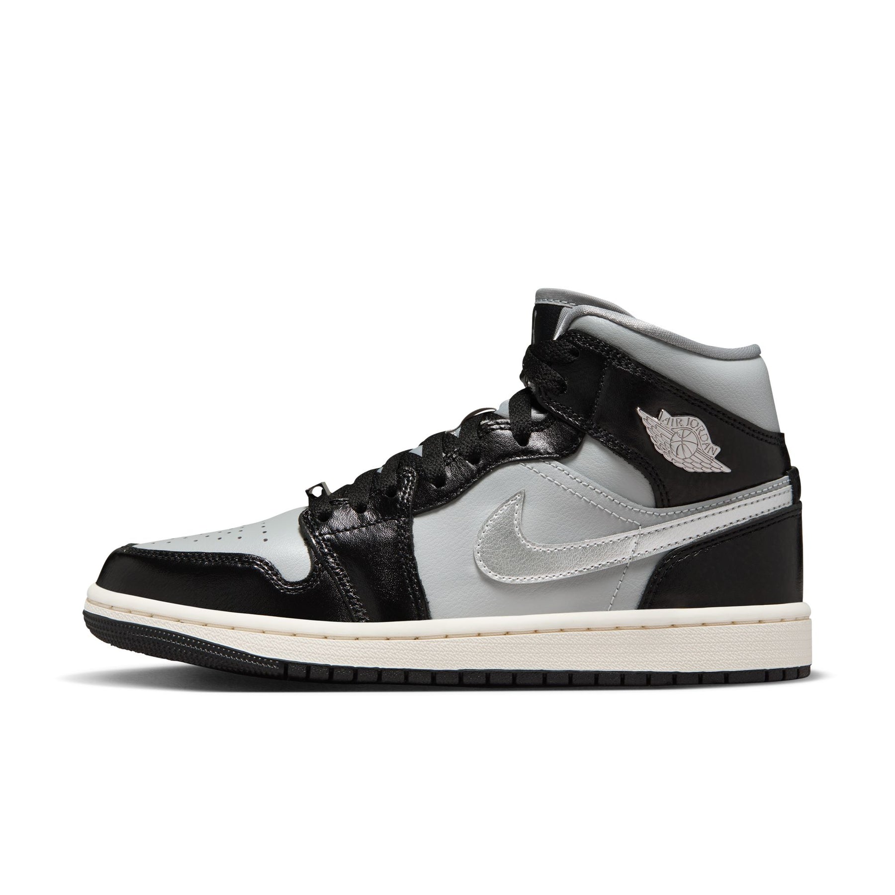 WMNS Air Jordan 1 Mid SE "Black Chrome"
