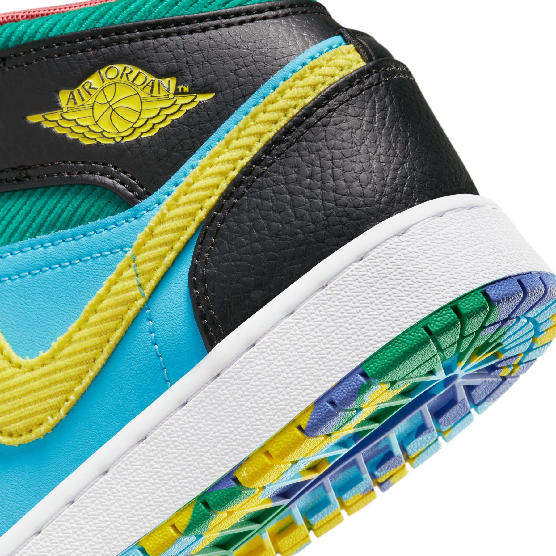 Air Jordan 1 Mid "Championship" Grade School - Kids