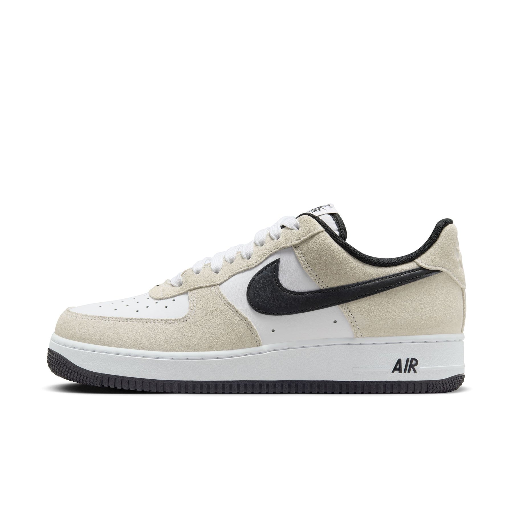 Nike Air Force 1 '07 LV8 "White & Black" - Men