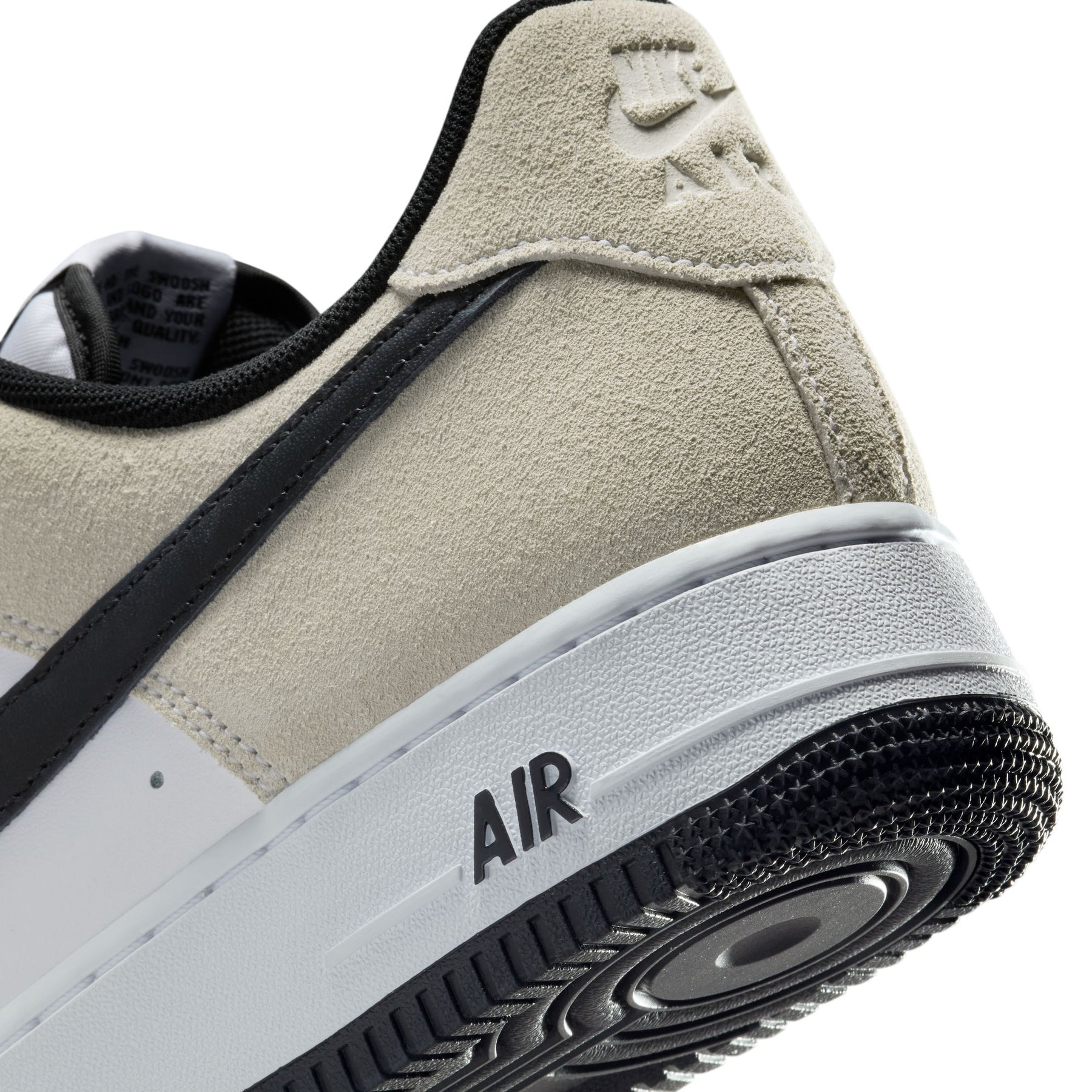 Nike Air Force 1 '07 LV8 "White & Black" - Men