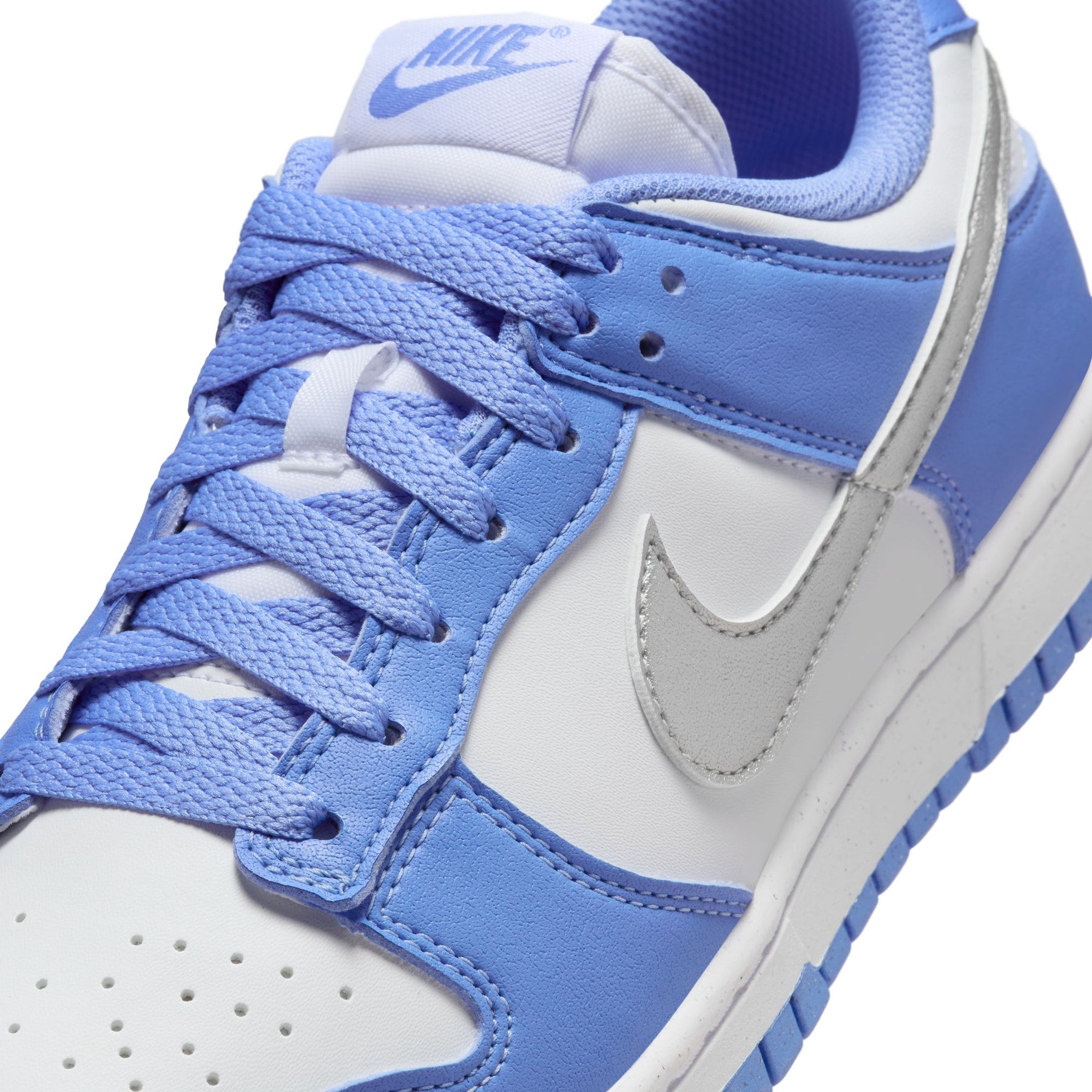 WMNS Nike Dunk Low "Royal Pulse"