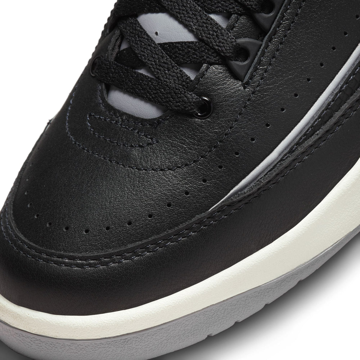 Air Jordan 2 Retro "Black Cement" - Men