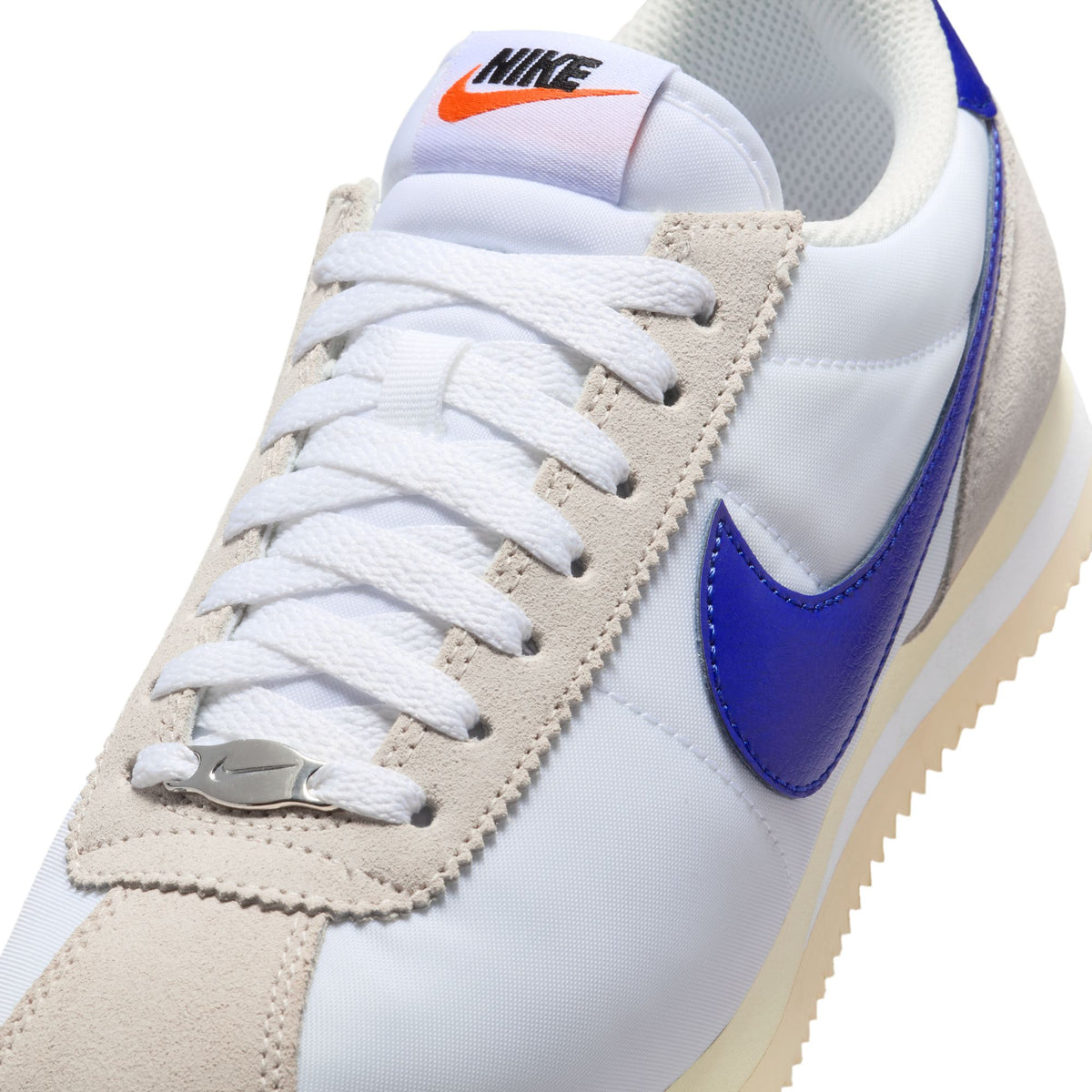 WMNS Nike Cortez "White Deep Night"