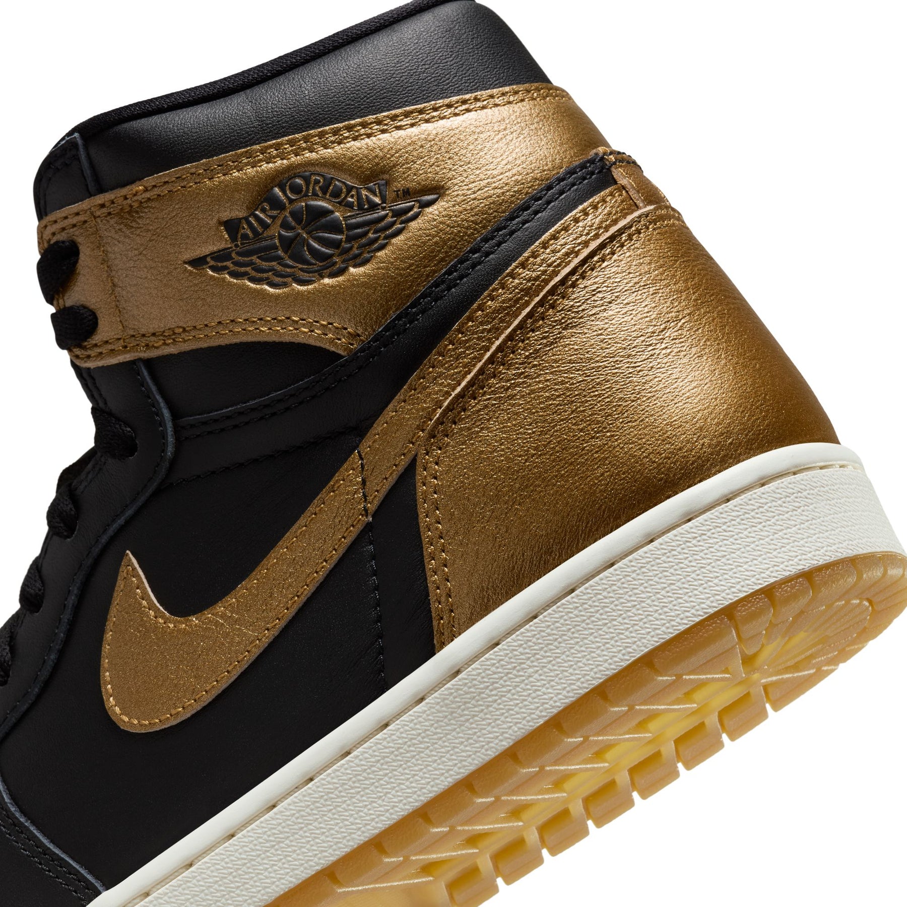 Air Jordan 1 Retro High OG Metallic Gold Men