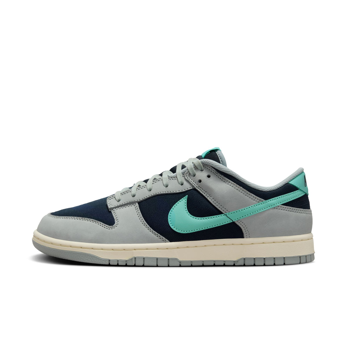 Nike Dunk Low Retro PRM "Green Frost" - Men