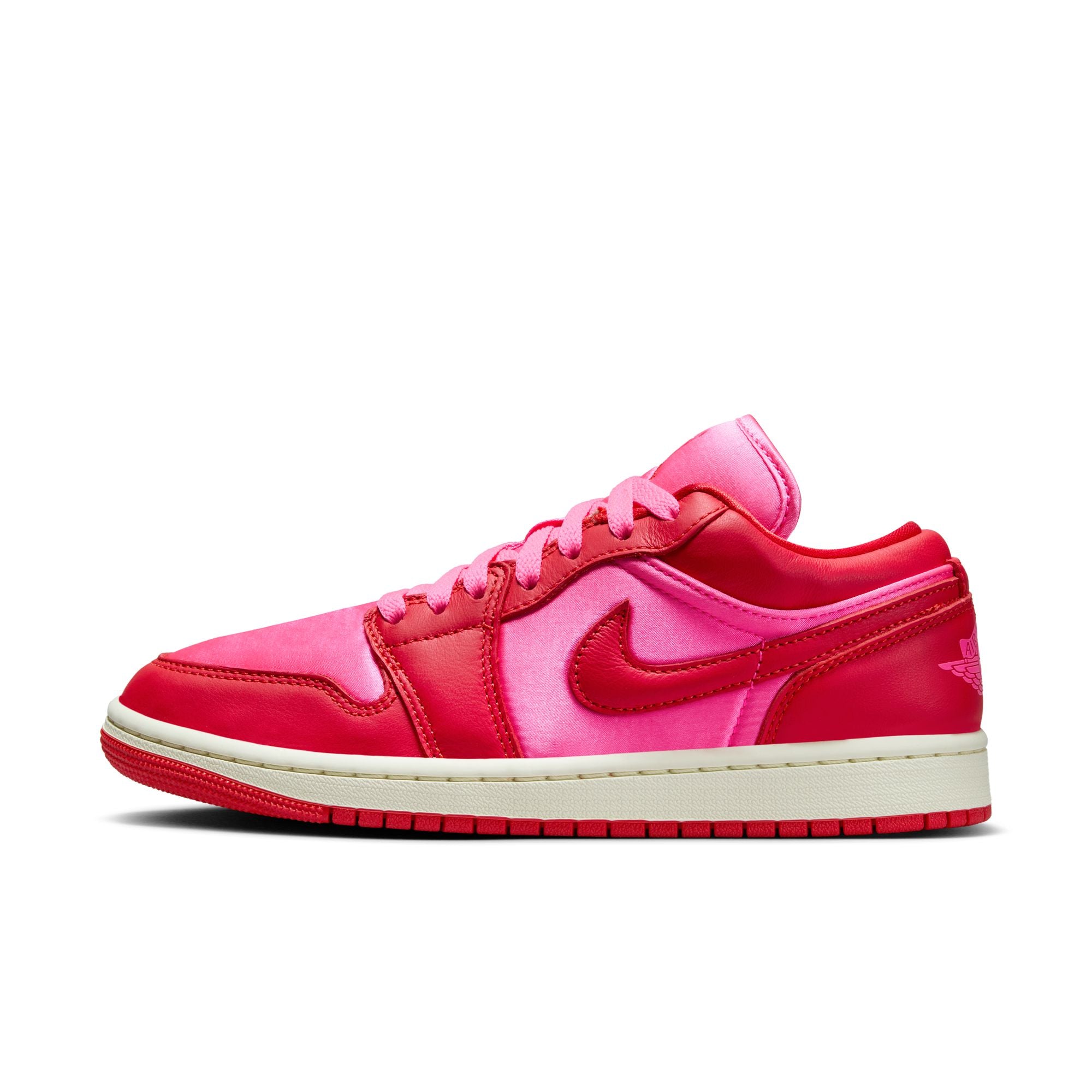 WMNS Air Jordan 1 Low SE 