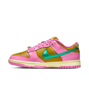 WMNS Nike Dunk Low x Parris Goebel "Playful Pink"