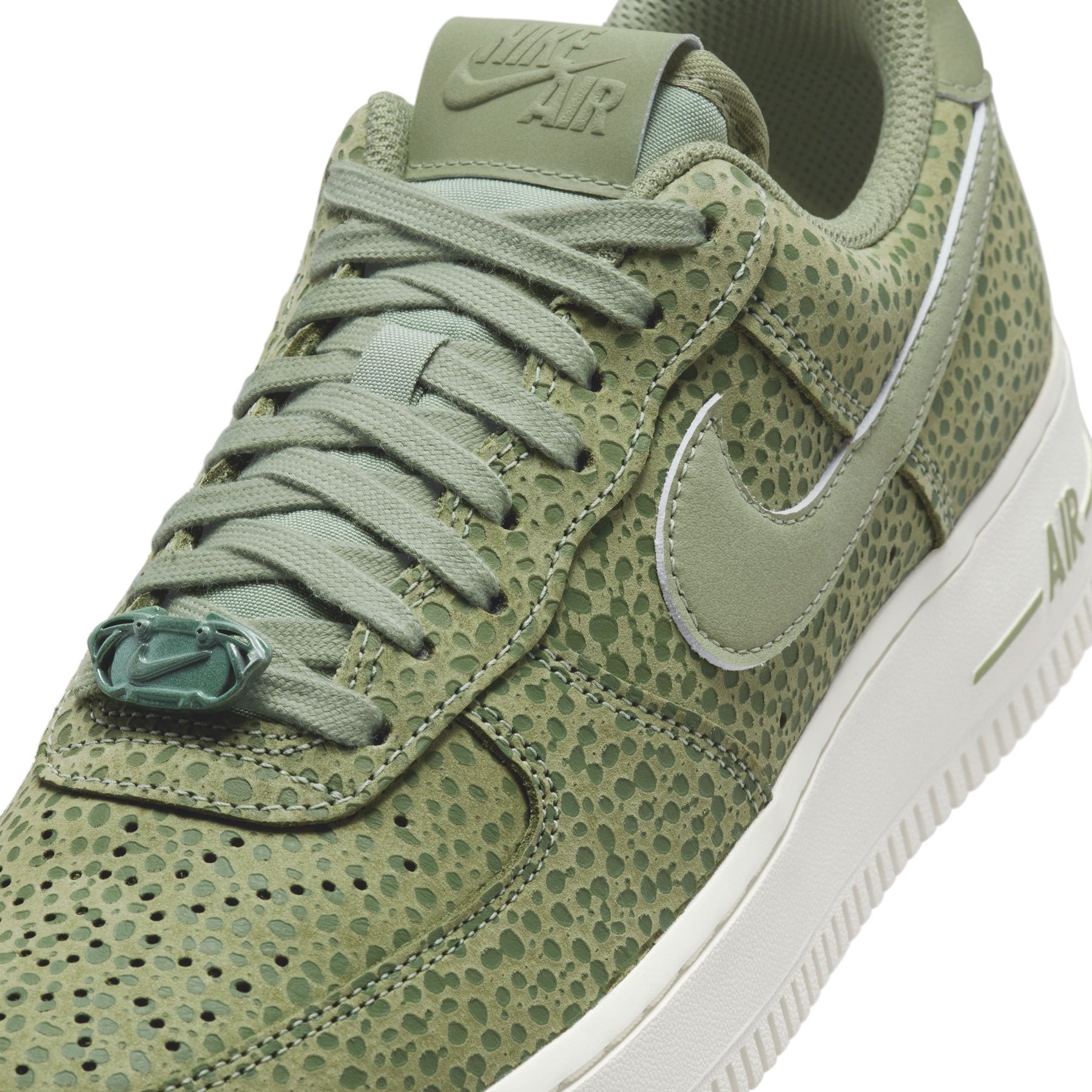 WMNS Nike Air Force 1 Low '07 Premium "Safari Oil Green"