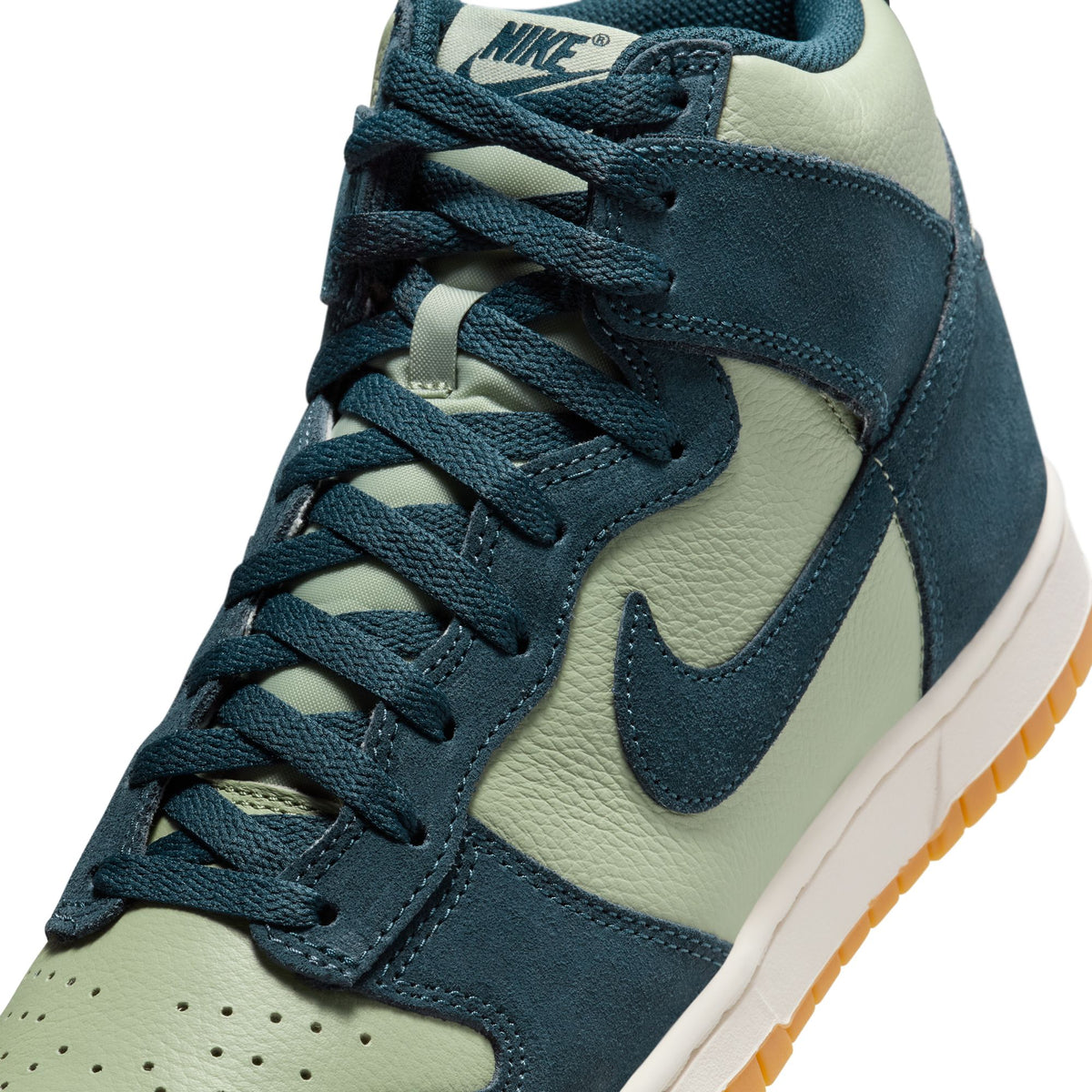 Nike Dunk High Retro SE "Jade Horizon" - Men