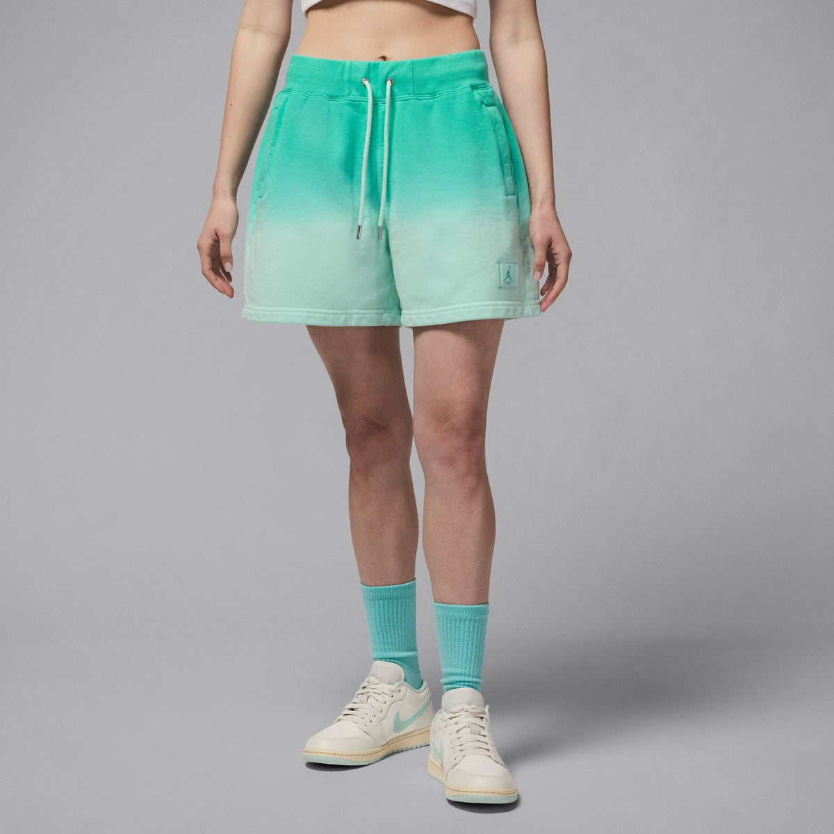 WMNS Jordan Flight Fleece Shorts "Igloo"