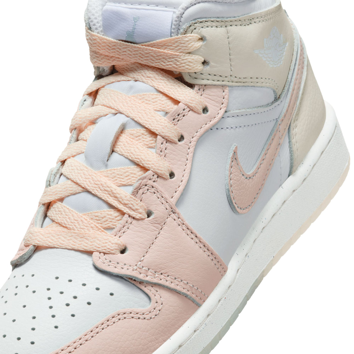 Air Jordan 1 Mid SE "Flamingo" Grade School - Kids