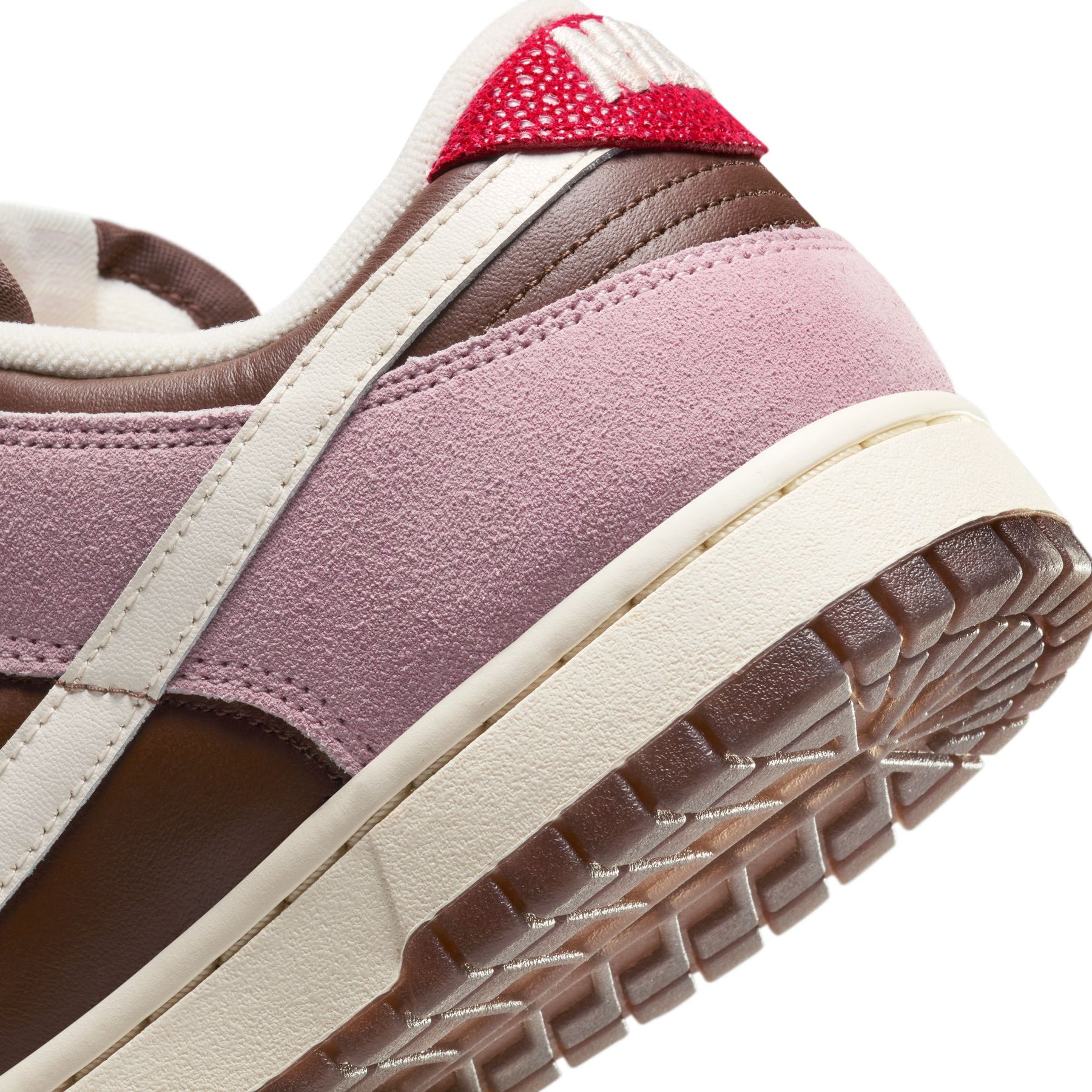 WMNS Nike Dunk Low "Neapolitan"