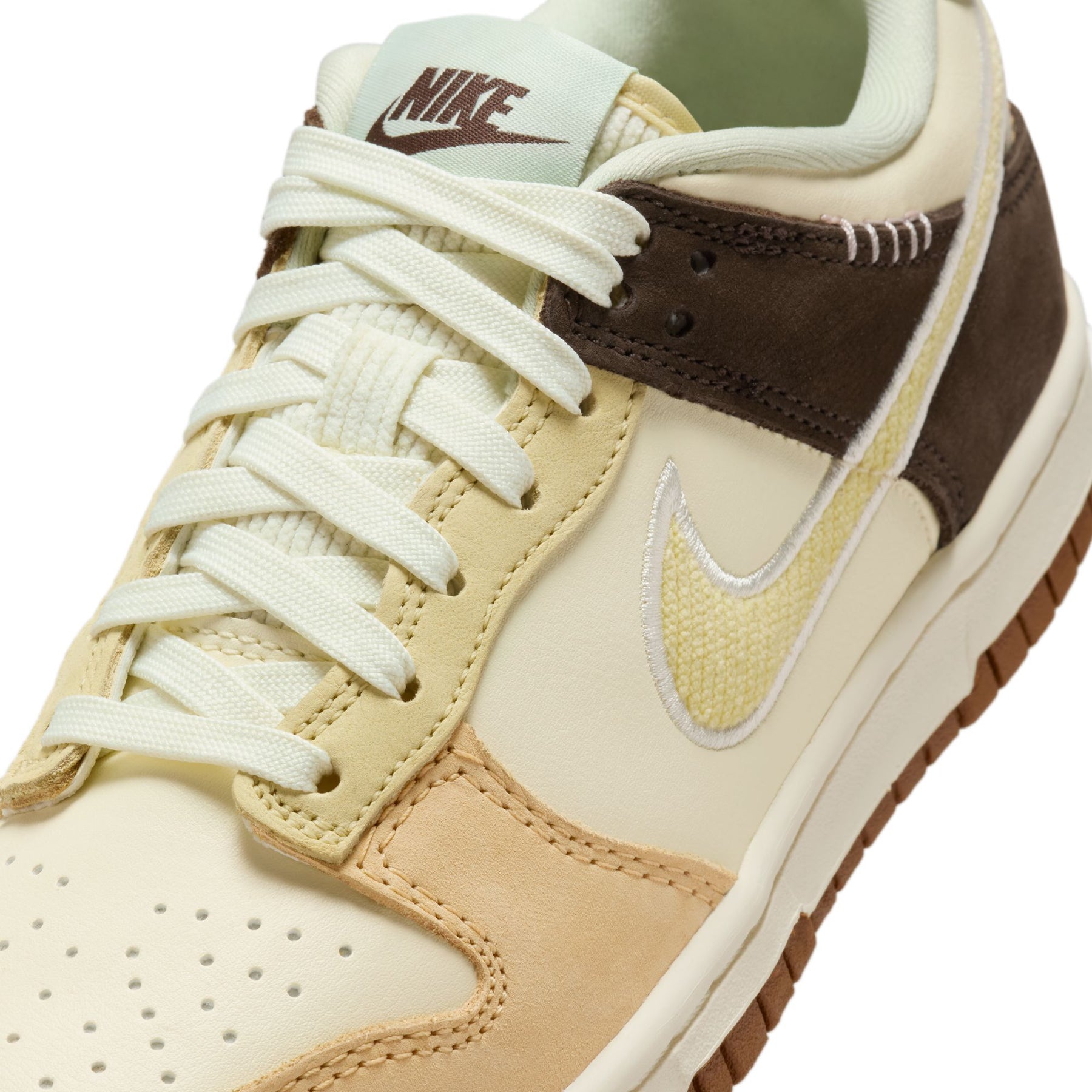 Nike Dunk Low "Coconut Milk" Grade School - Kids