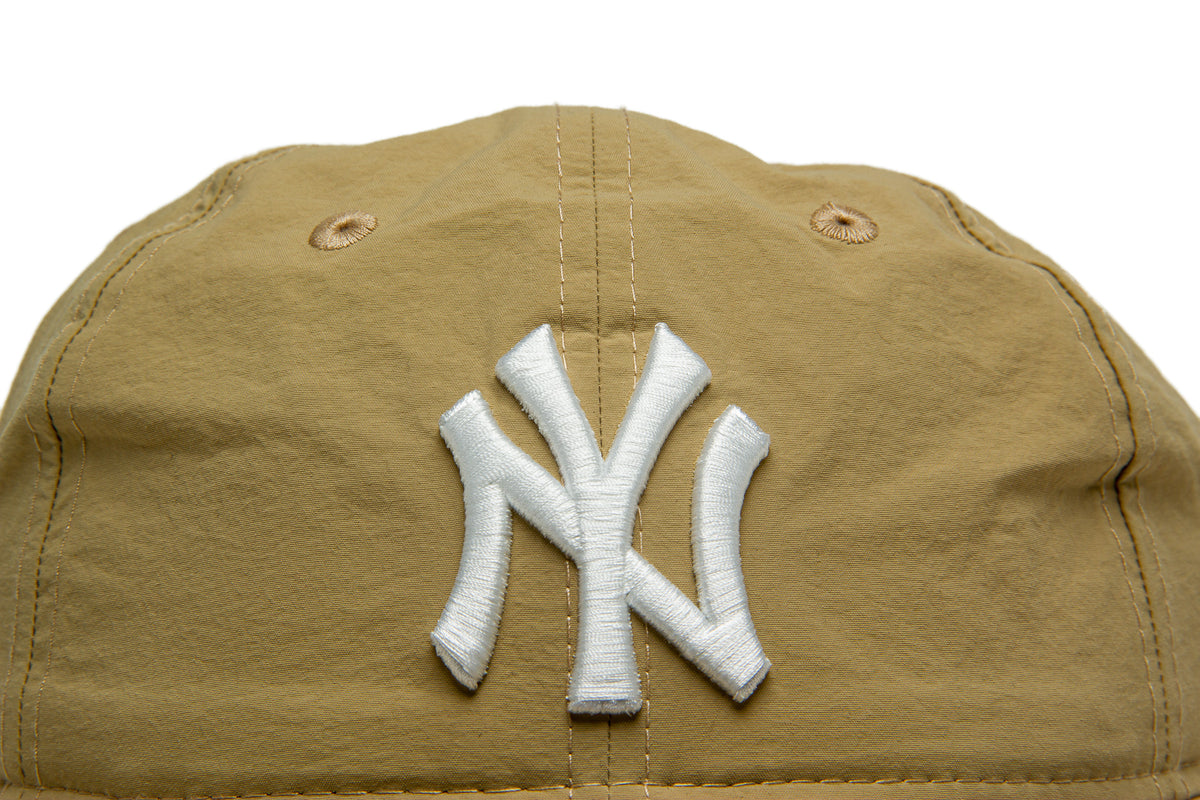 New Era 9Fifty Retro Crown New York Yankees "Beige"