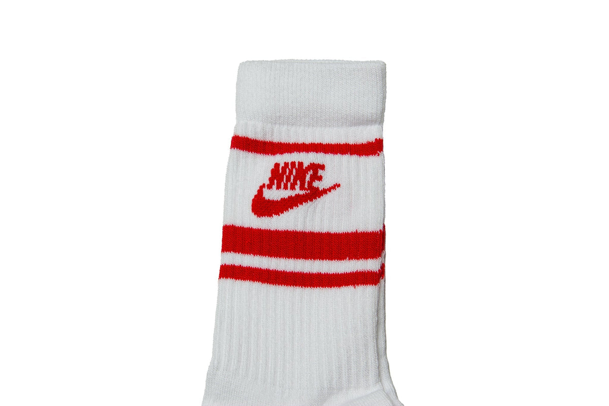Nike Sportswear Everyday Essential 3-Pair Socks "University Red"